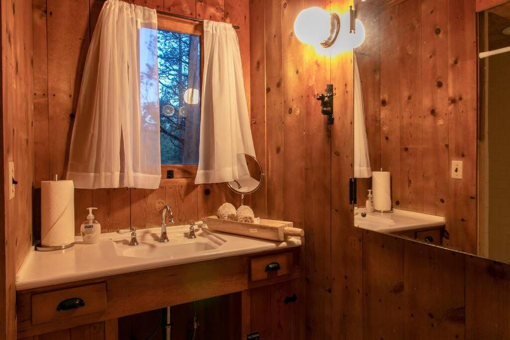 The Lodge At 11 Chimneys Idyllwild Εξωτερικό φωτογραφία