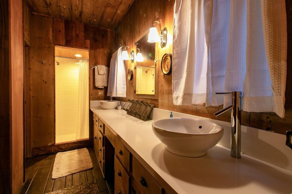 The Lodge At 11 Chimneys Idyllwild Εξωτερικό φωτογραφία